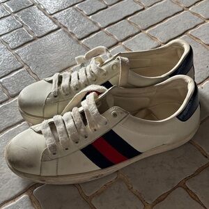 Gucci White Sneakers with Navy and Red Accents